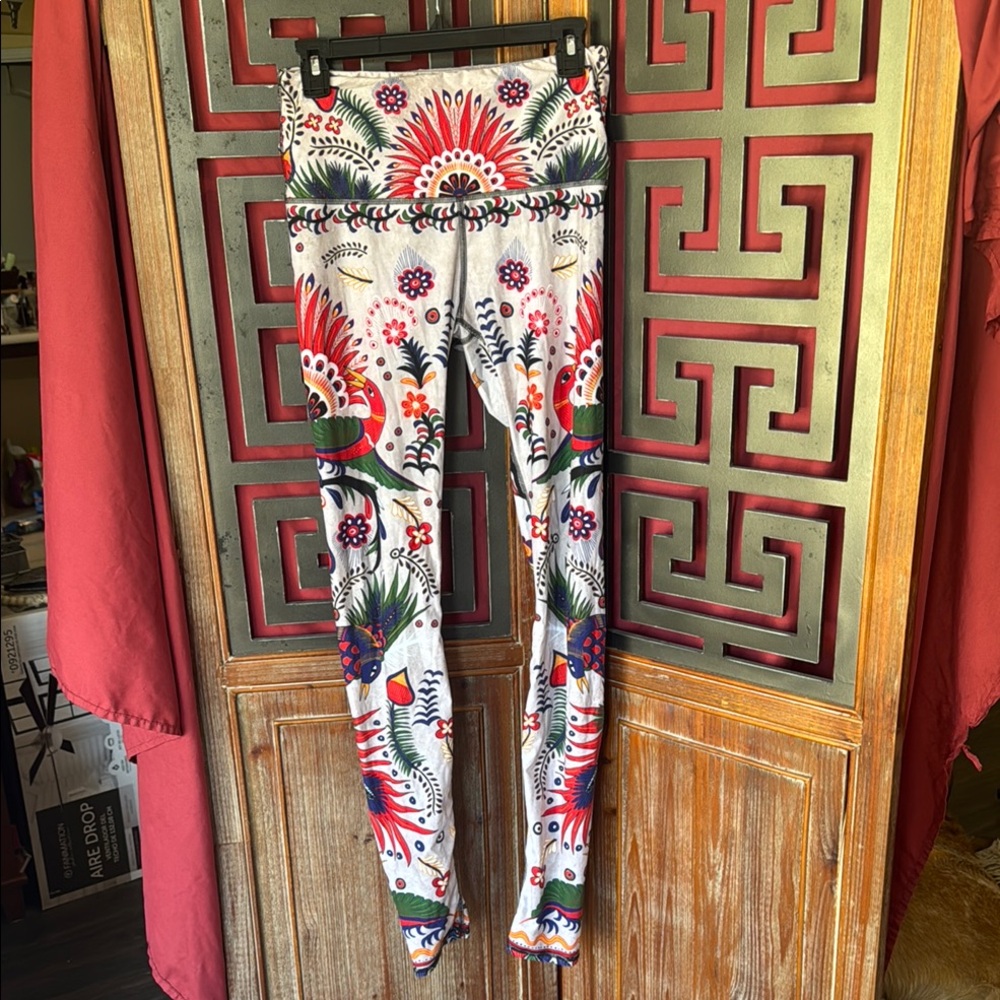 Yoga Democracy Floral Print Women's Leggings 🧘🏻‍♀️